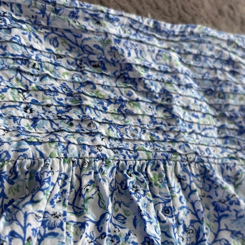 Fairycore Cynthia Rowley Blue and White Floral V-Neck Blouse | Size L - Picture 7 of 7